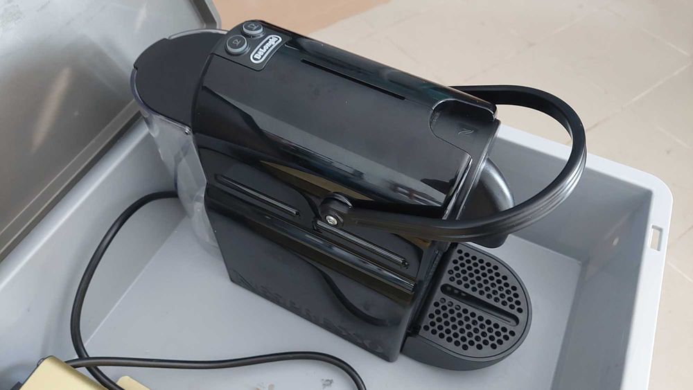 Inversor 1500w e máquina café para viagem