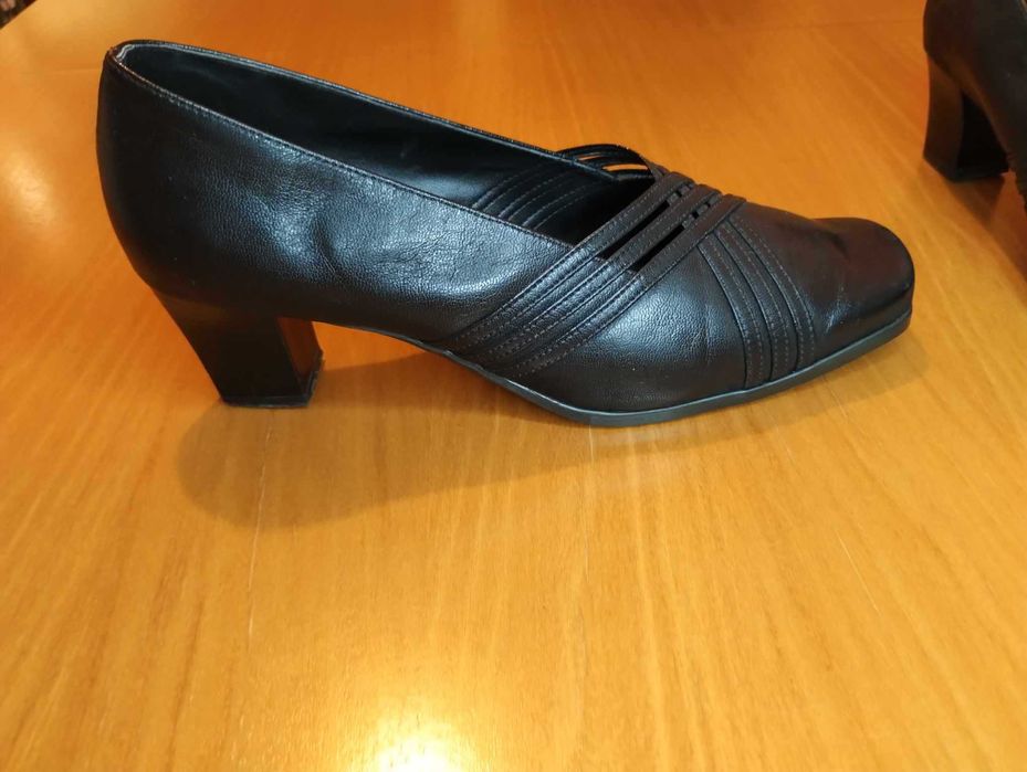 Półbuty czarne - rozmiar 40