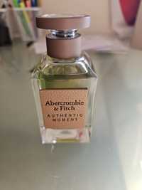 Perfume Abercrombie & Fitch Authentic Moment