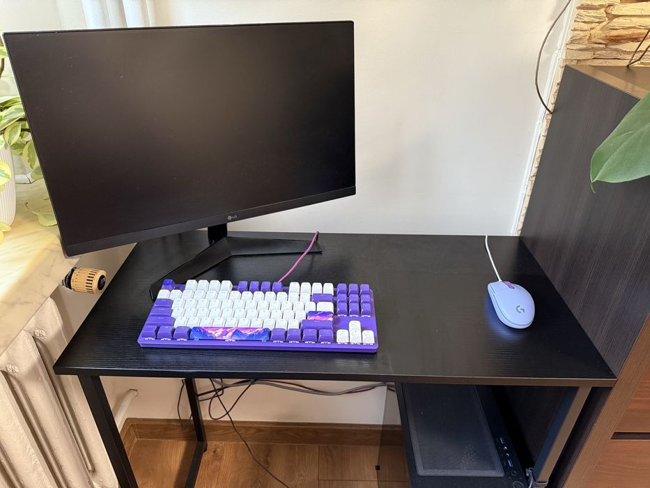 Komputer Gamingowy Ryzen 5 5600 / RX 6700 + Monitor 144Hz + Zestaw