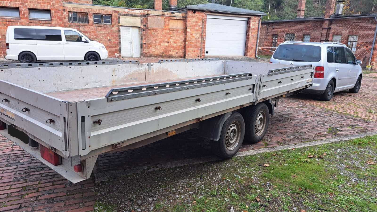 Laweta Przyczepa przyczepka 5m na 2 osie auta dmc 2700kg NAJAZDY BURTY
