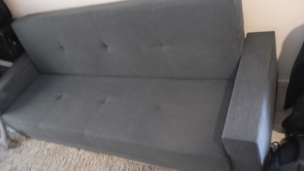 O sofá c/ arrumador