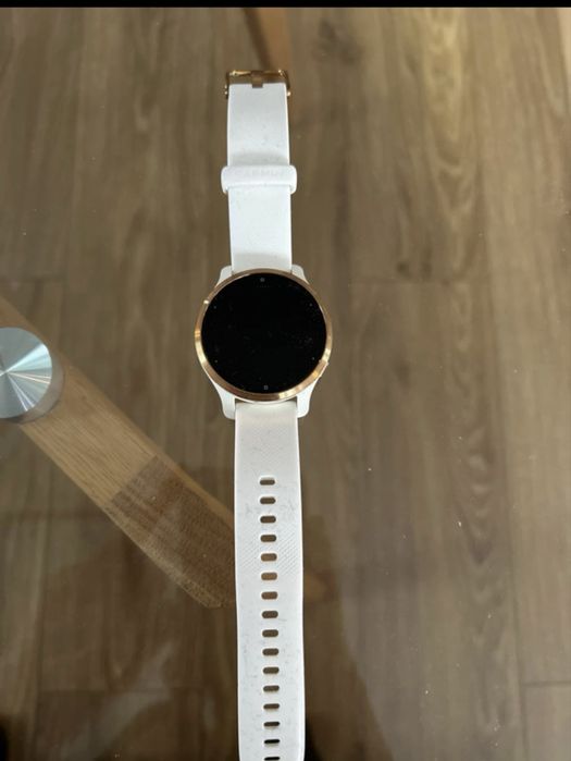 Garmin Venu 2s na części
