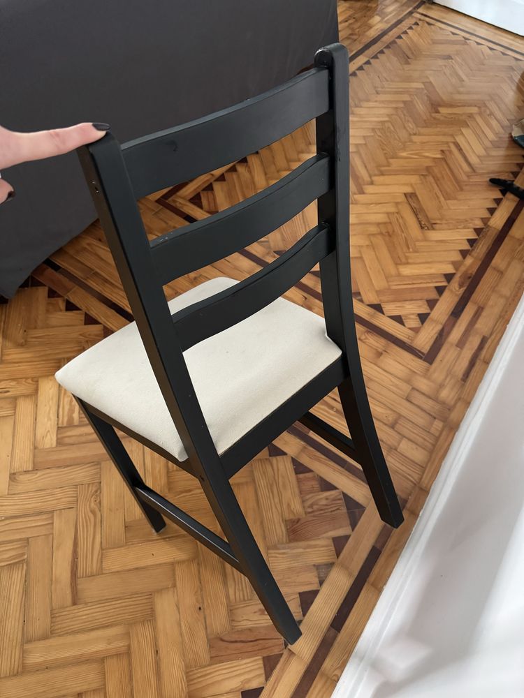 Cadeira almofadada Ikea
