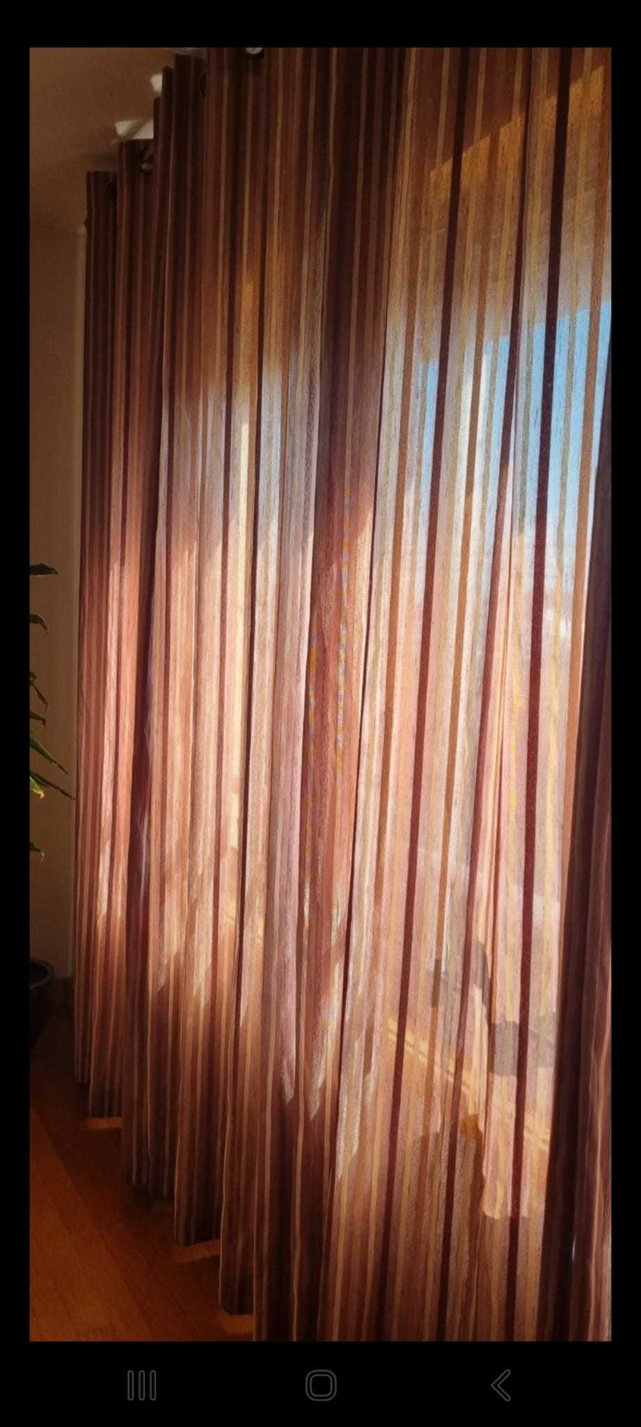 Cortinados Castanhos