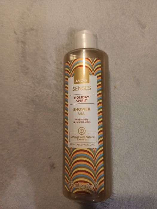 Avon Żel pod prysznic Holiday Spirit Senses 250ml