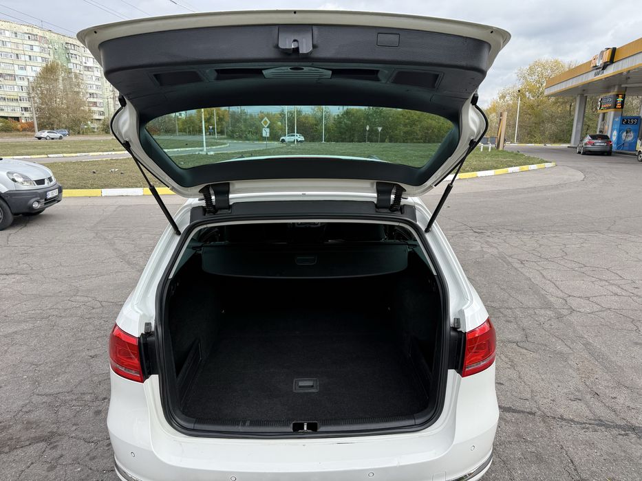Passat B7 Не фарбований
