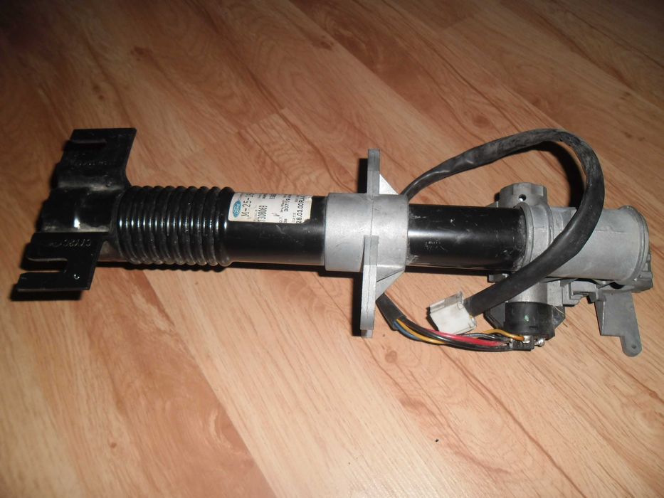 Kolumna kierownicy Ford Escort 95r  nowa!