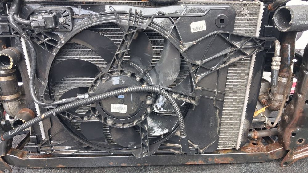 Телевізор установча панель радіатори Nissan Qashqai j10 дорестайлінг