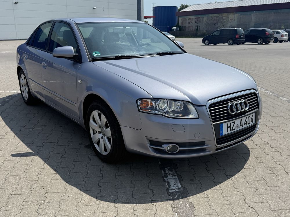 Audi A4 b7 1.8t sedan Xenon webasto PDC ()