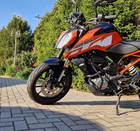 KTM Duke 125 Lift  katB LED ABS Bluetooth 2018 SUPER STAN Bezwypadkowy