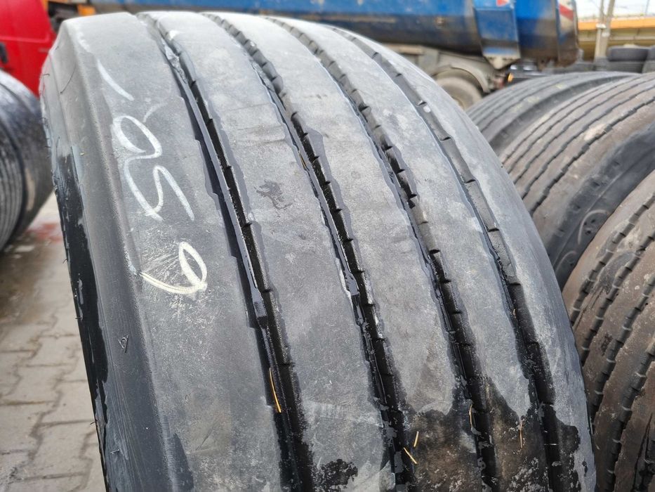 385/55R22.5 Opona DUNLOP SP246 8-9mm Naczepa SP 246