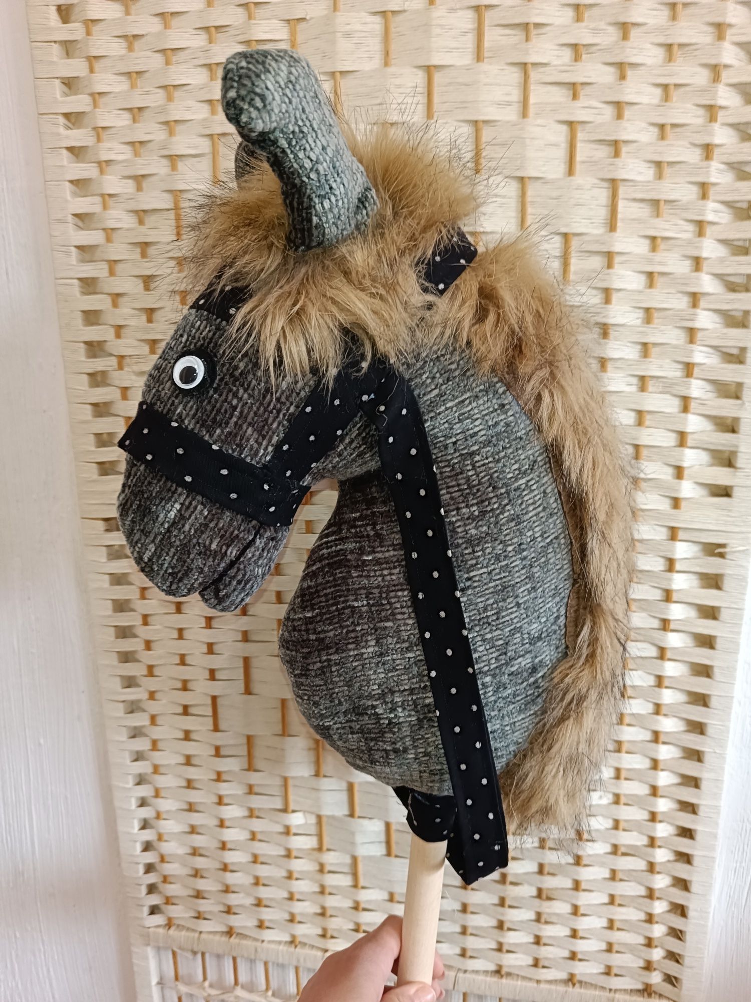 Hobby horse koń na kiju ruch zabawa zawody dla dziecka od ręki duży