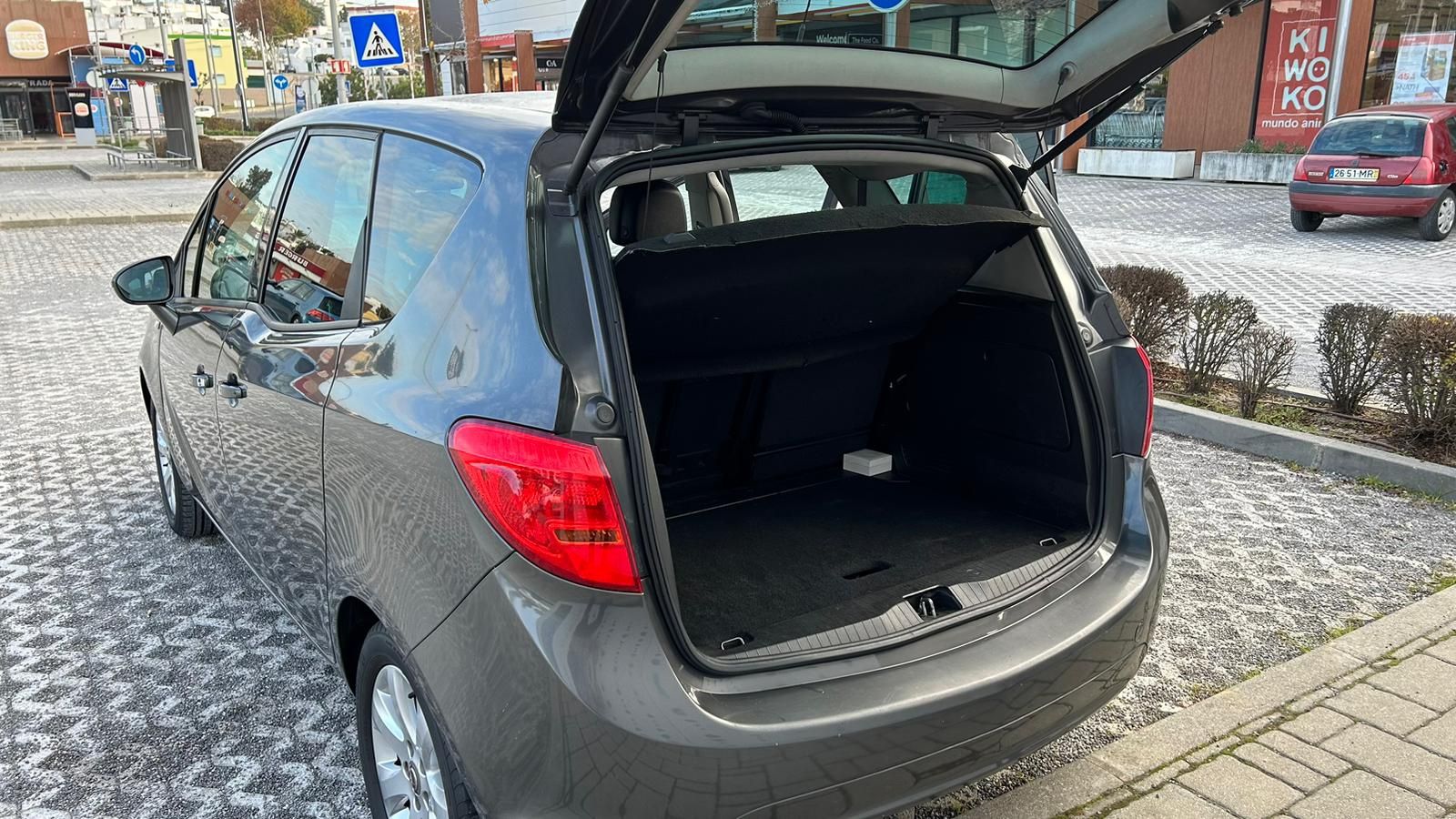 Opel Meriva 1.3 gasóleo