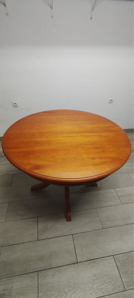 Vendo mesa em madeira maçiça pinho mel