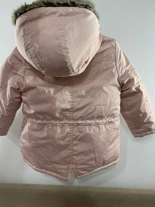 Зимова куртка-парка на дівчинку