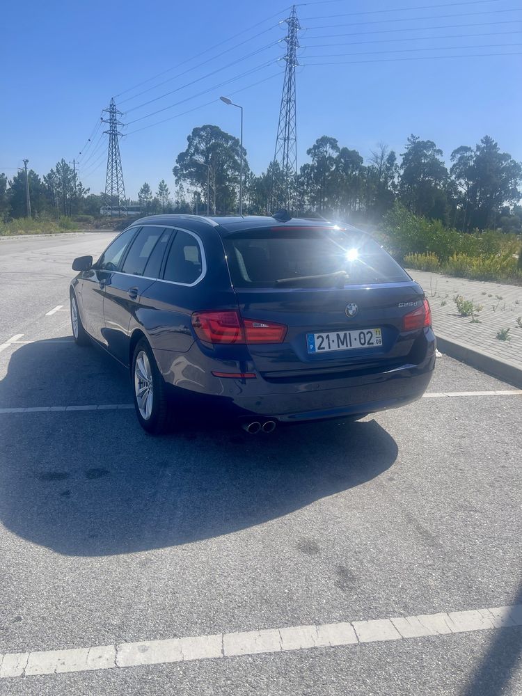 BMW  525d touring