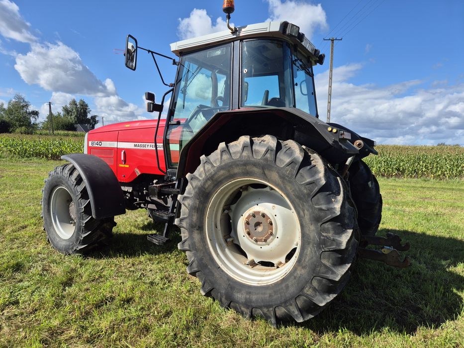 Massey Ferguson 8140