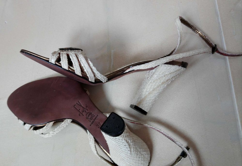 sandały Fluxa 37, buty 37, cream, ecru, beż, wąż