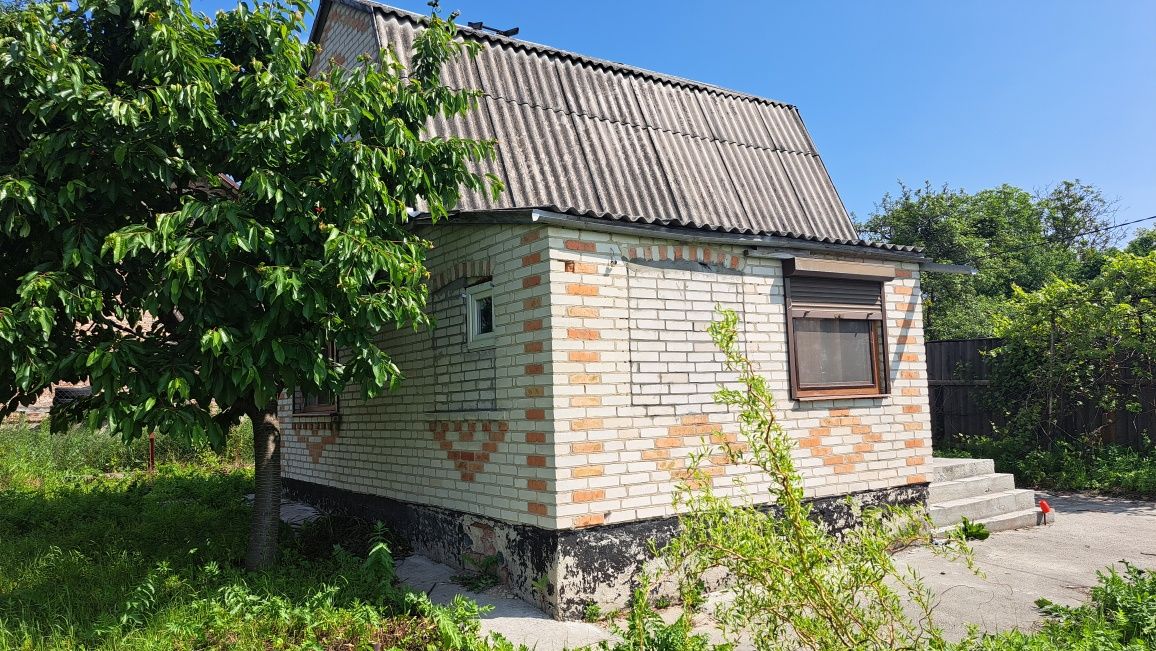 Продаж дачного будинку