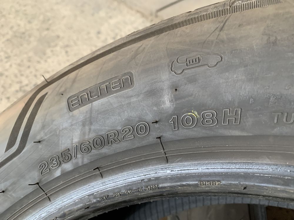 (2шт) 235/60R20 Bridgestone Alenza 001 (2021 рік) літні шини