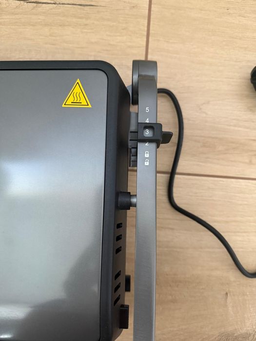 Grill elektryczny HISENSE HCG2000XXL