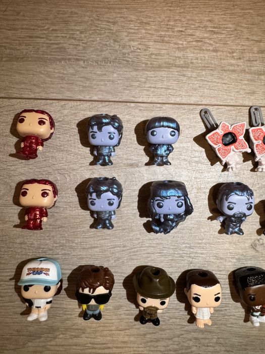 Kinder Joy Stranger Things Дивні дива Вілл з вивороту