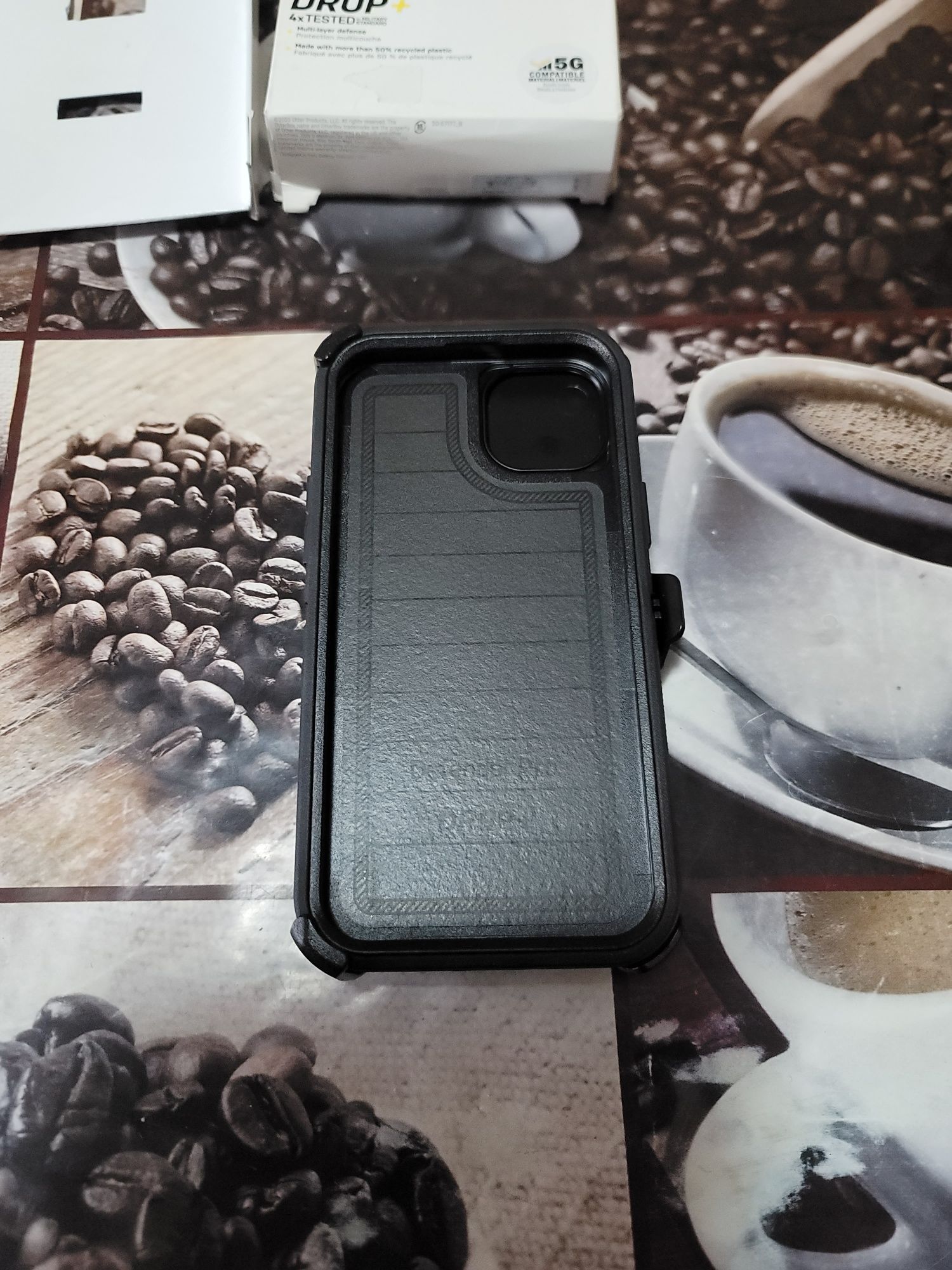 Чехол Otterbox Defender Pro для Apple iPhone 14 Pro