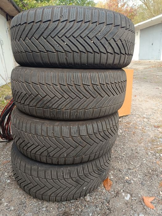 Зимні шини  Michelin Alpin 6 215/55 R16