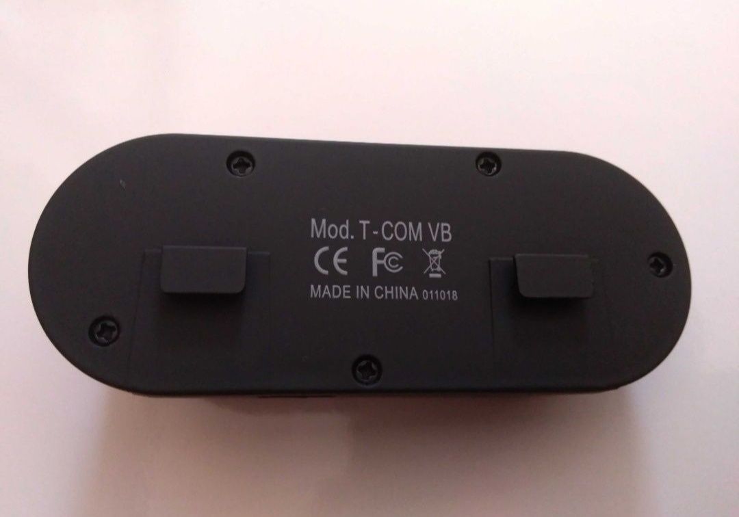 Auricular / Intercomunicador Bluetooth C/RADIO/Capacete/Motard( NOVO