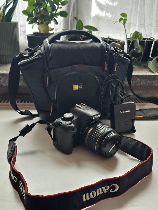 Lustrzanka Canon Eos 500D+Obiektyw/Etui/Ładowarka/Stan idealny