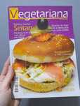 Duas revistas de receitas vegetarianas