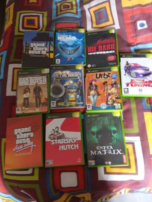Jogos Xbox e tb capas com os manuais