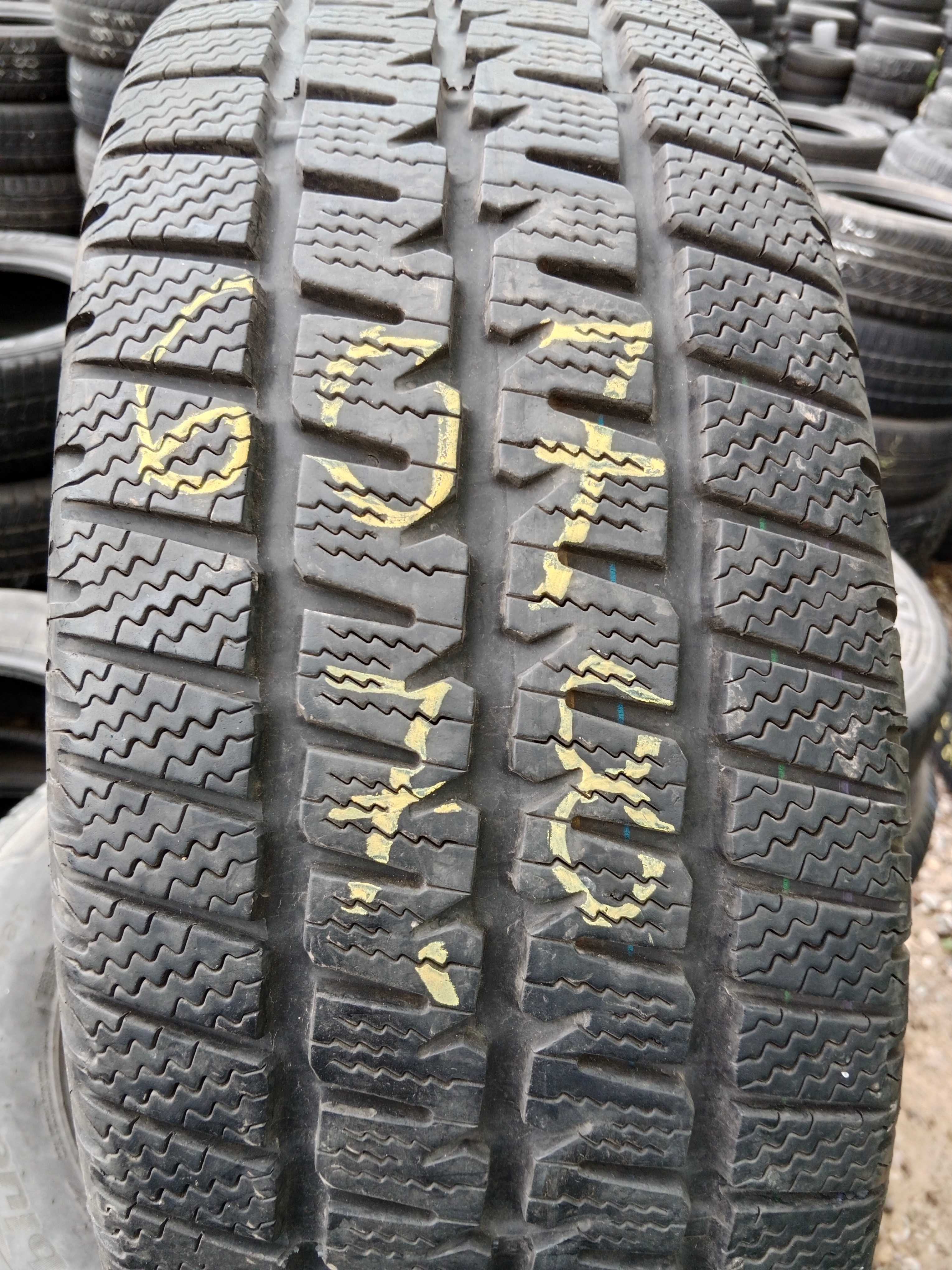 Opona używana 235/65R16C Matador Sibir Snow Van MPS 530 1szt.