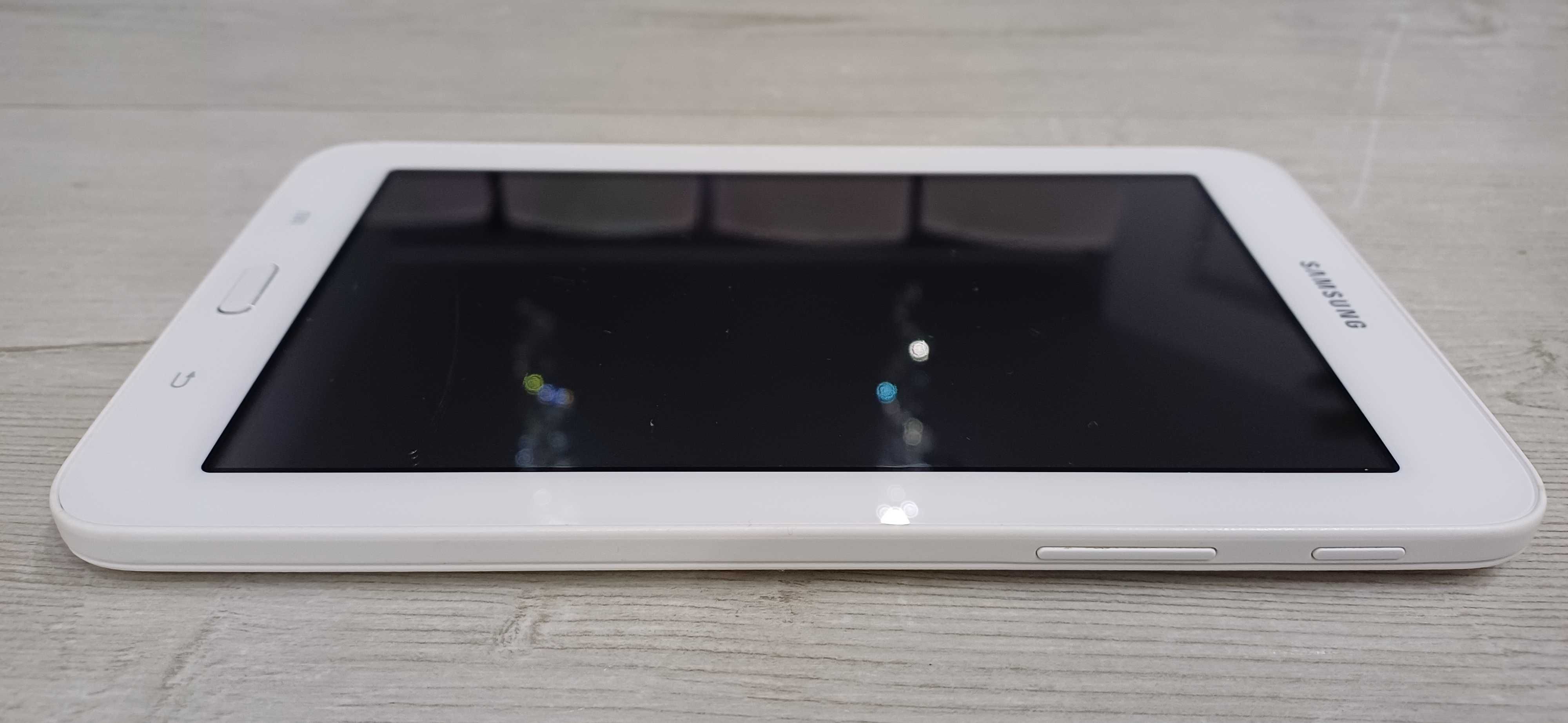 Tablet Samsung Galaxy Tab 3 Lite SM-T110 7" 8GB 1GB Ram Wifi BT GPS 2M