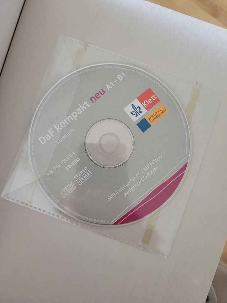 DaF kompakt nru A1-B1 Kursbuch mit MP3-CD