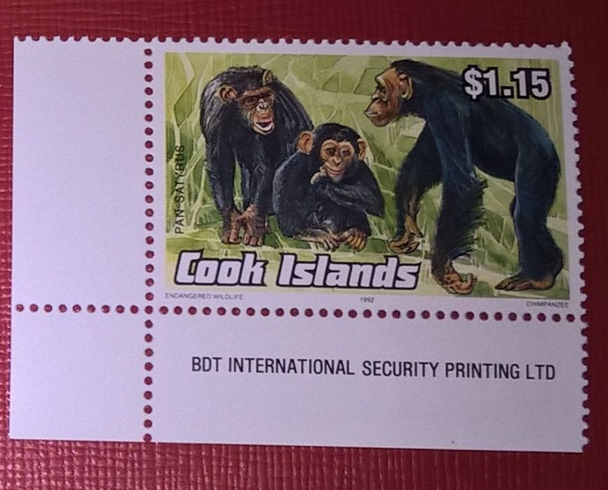Znaczki pocztowe - Wyspy Cooka- fauna zagrożona - Szympans