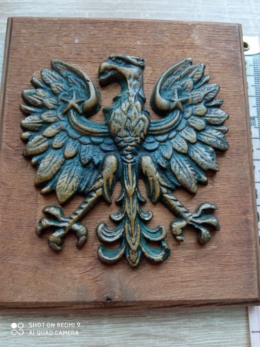 Zamienię orzeł z mosiądzu bez korony