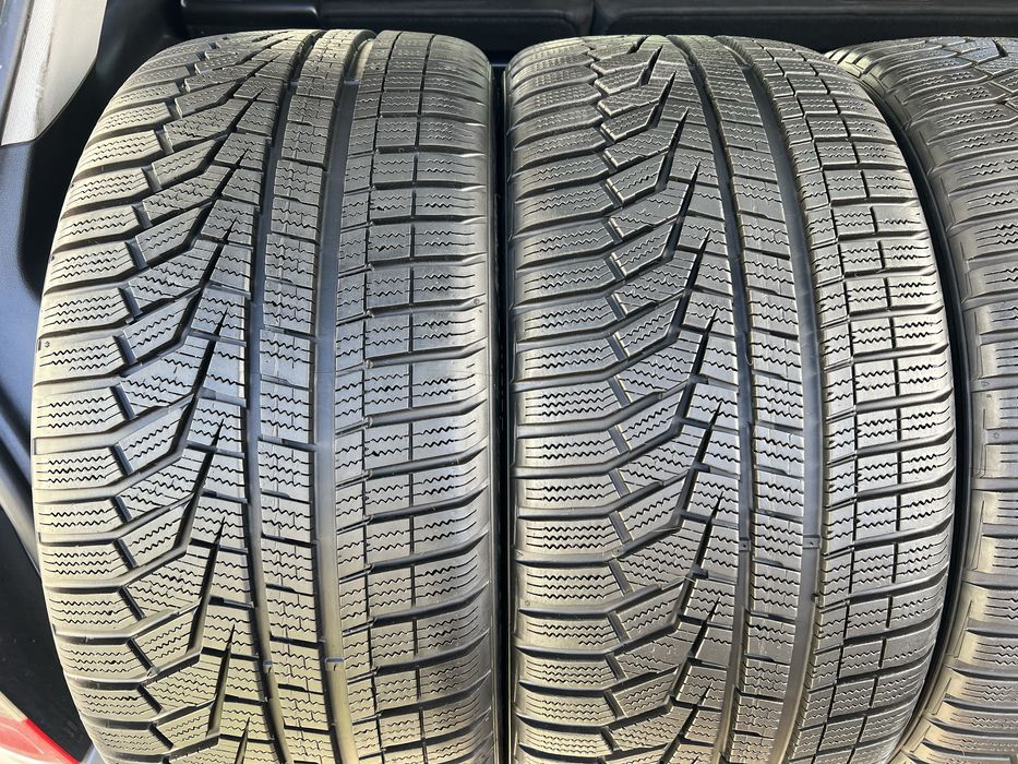 HANKOOK 245 35 r19 Winter I*Cept Evo2 W320 KOREA ЗИМА комплект 4 штуки