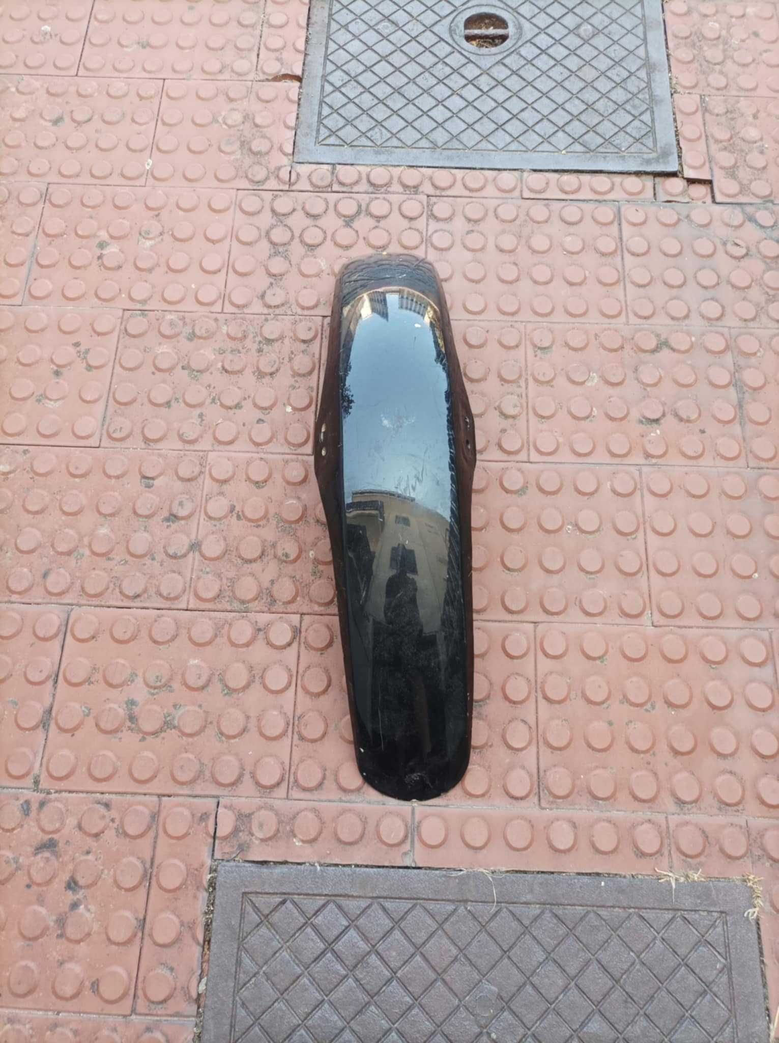 Guarda lamas frente Harley Davidson sportster 883