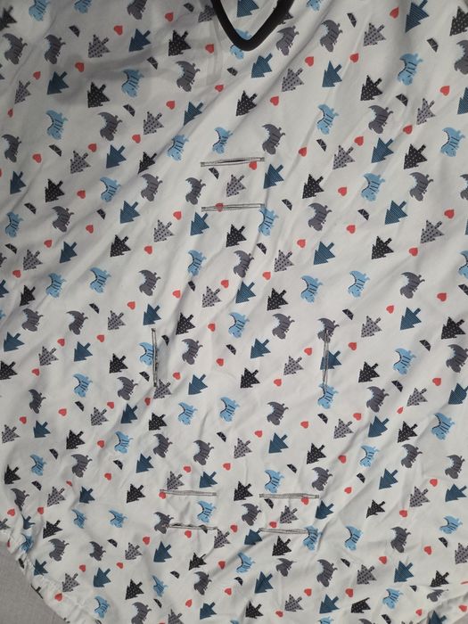 Rożek otulacz do fotelika dla chłopca. Nowy