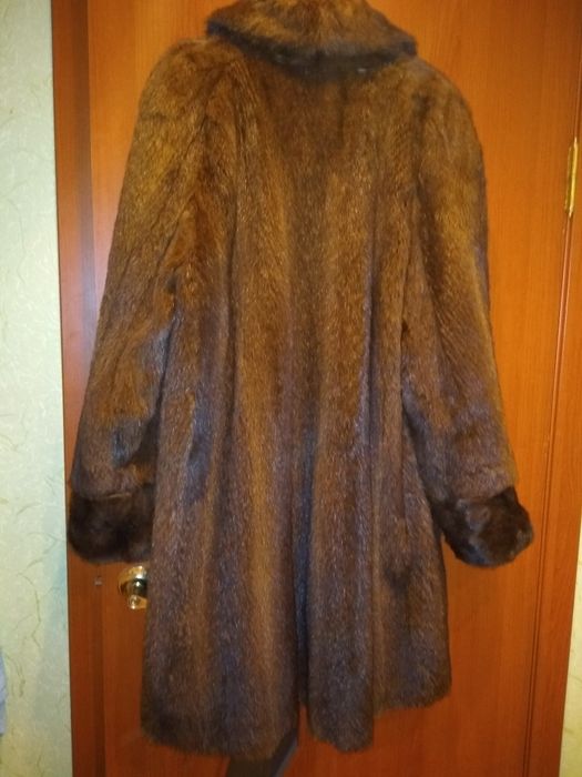 Шуба норковая красивая