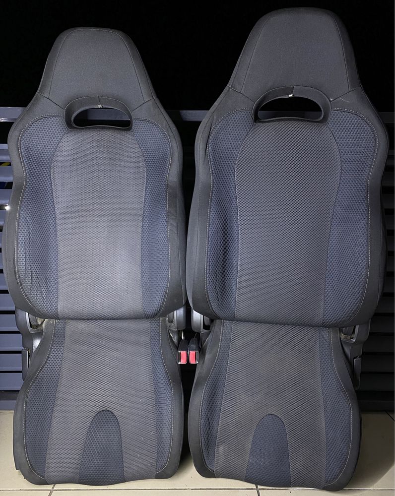 Сидіння Subaru Impreza WRX 2003