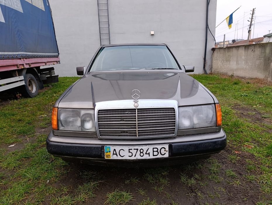 Мерс 124 5тиступка 2.3 бенз/газ