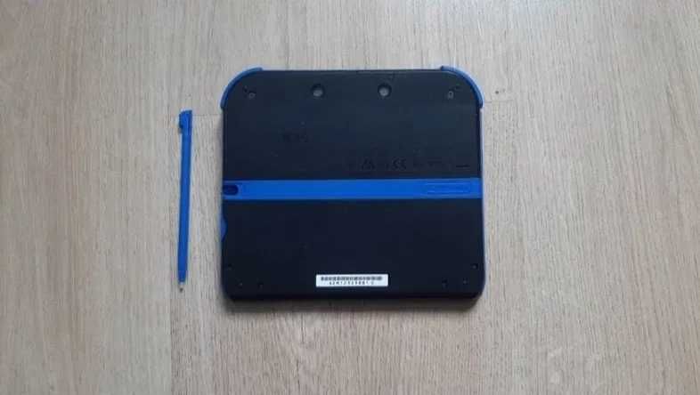 Konsola Nintendo 2DS Super Mario edition
