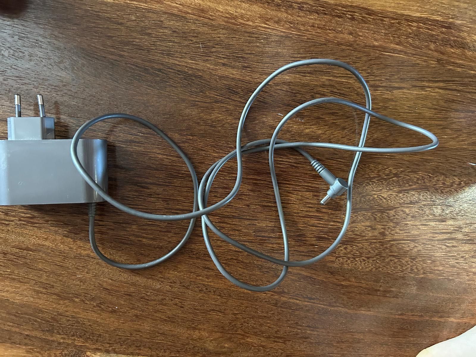 Dyson V12™ Detect Slim Absolute (Geração 2022) - Kit Completo