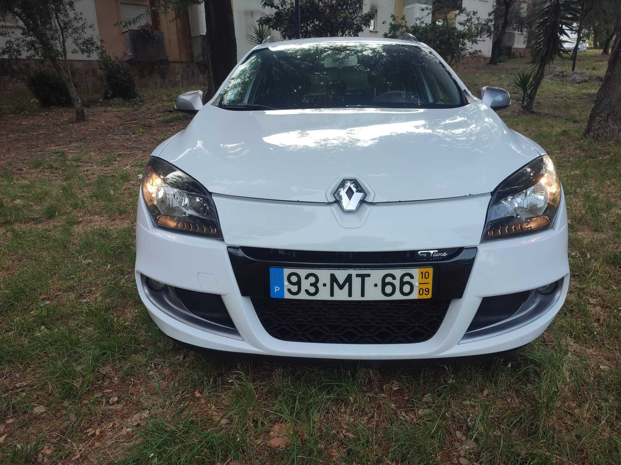 Renault Megane Sport Tourer 1.5DCI a partir de 88.65€/mês