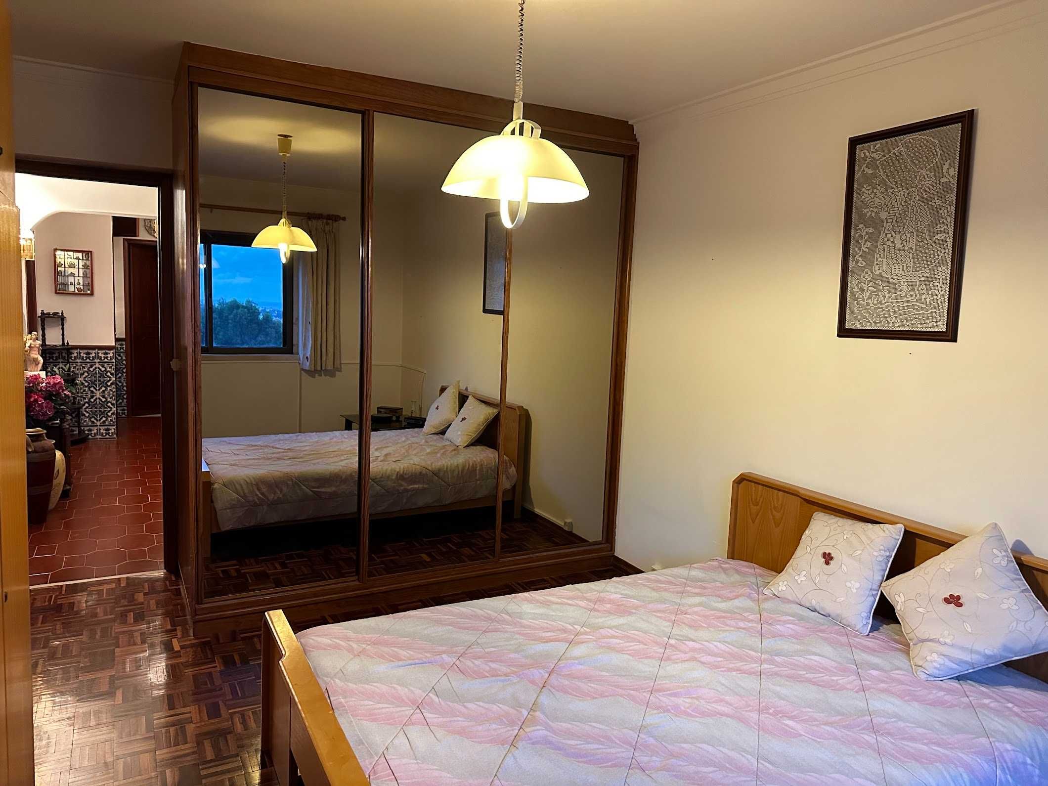 Apartamento T3 em Massamá