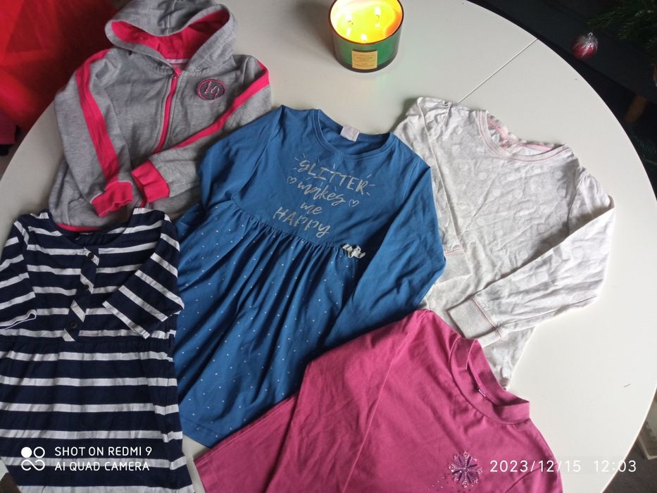 Paczka ubrań dla dziewczynki koszulki sukienki bluza
