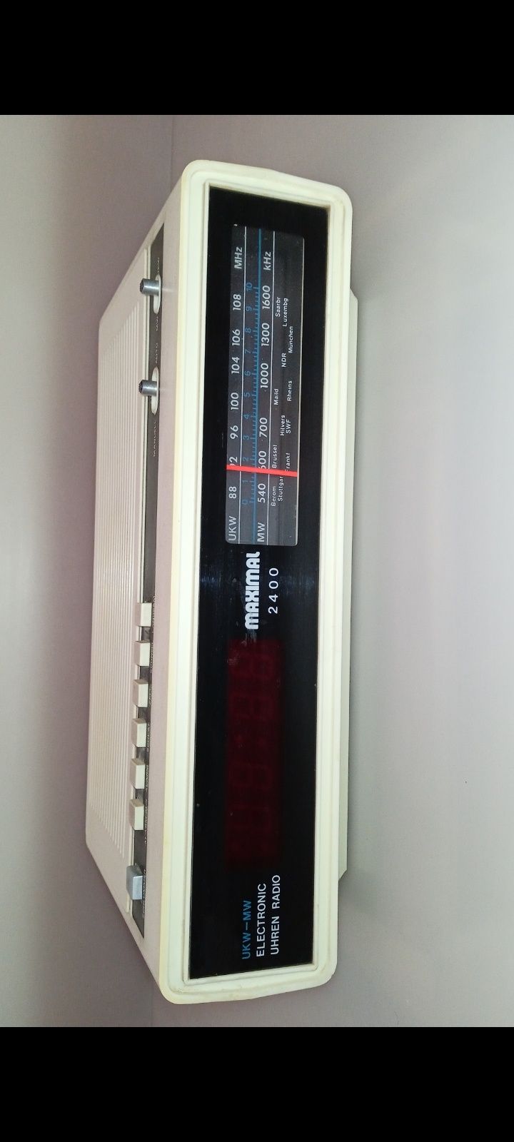 Rádio Despertador Vintage Maximal 2400